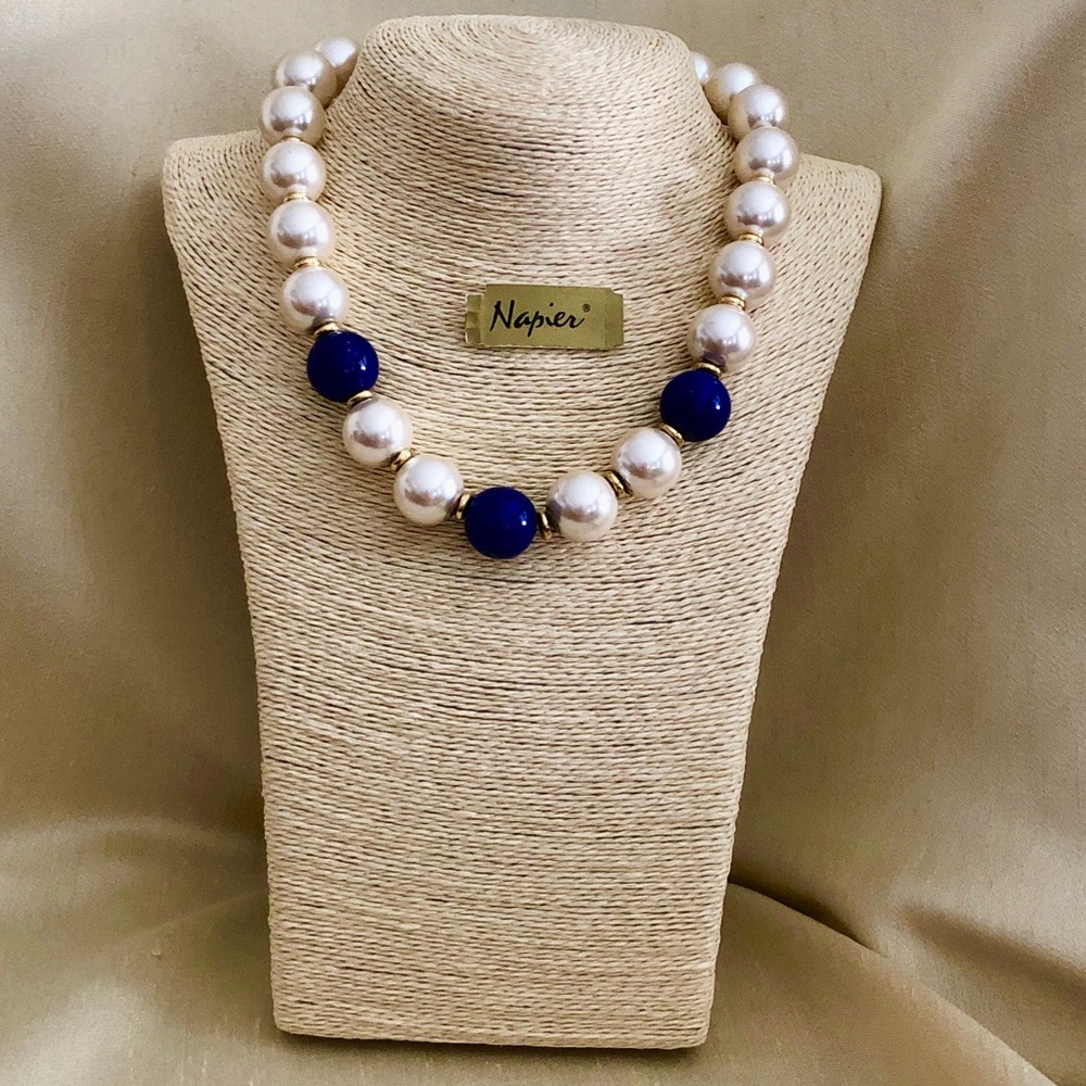 Napier pearl necklace